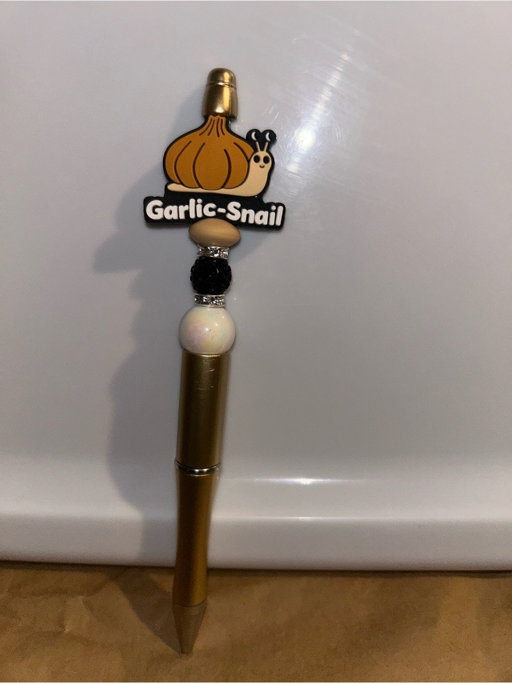 Hand Crafted Garlic-Snail Gold and Black Novelty Pen
